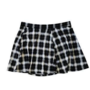 H&M Black and White Checkered Mini Skirt Sz L